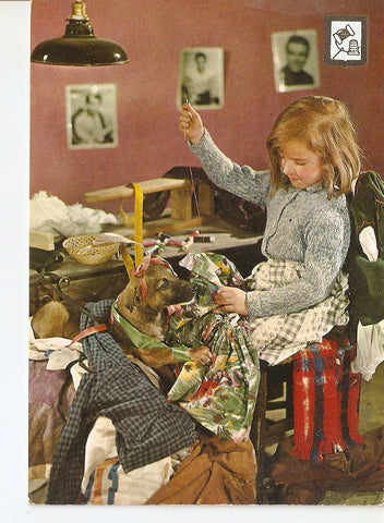Postal 025770 : Modista. Coleccion Profesiones