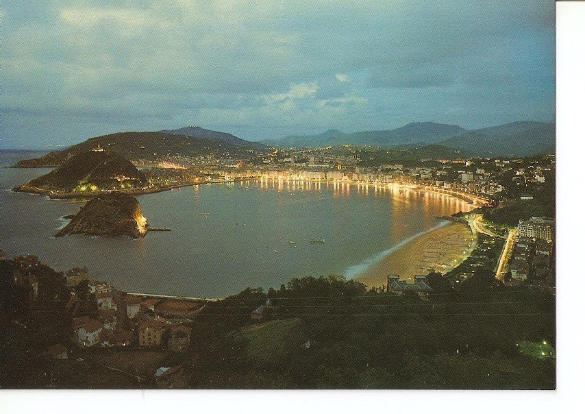Postal 042439 : San Sebastian. Vista general desde Igueldo. Iluminada