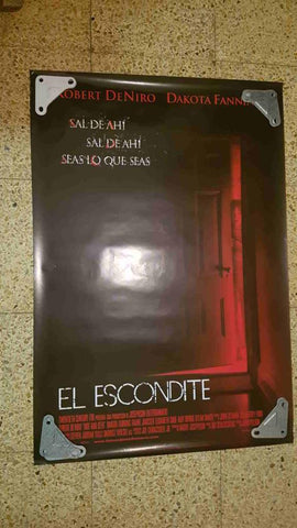 Poster de cine: El escondite con Robert de Niro, Dakota Fanning (2005)