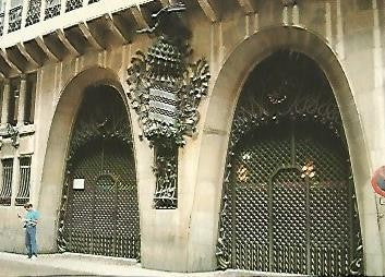 POSTAL 54871: BARCELONA. Palau Guell