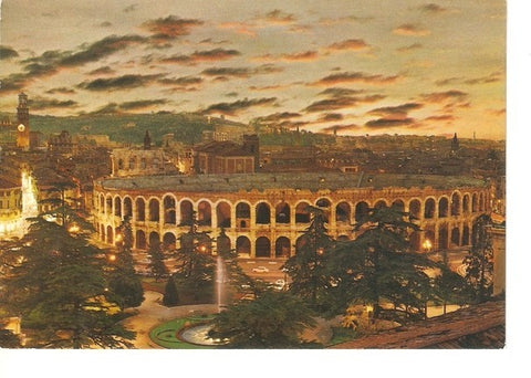 Postal 046922 : Verona. Nigtly - View Bra Square and Amphitheatre