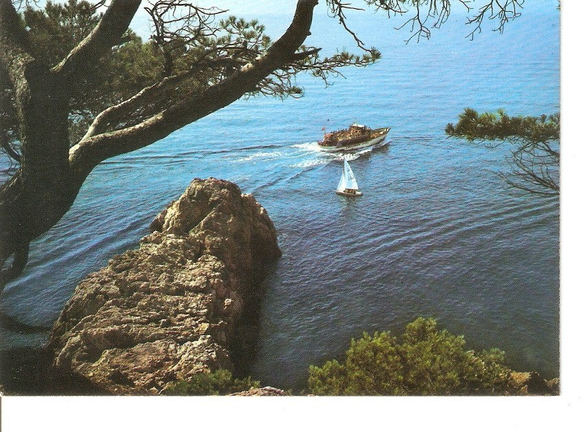 Postal 029247 : Costa Brava, Un bello panorama de la costa