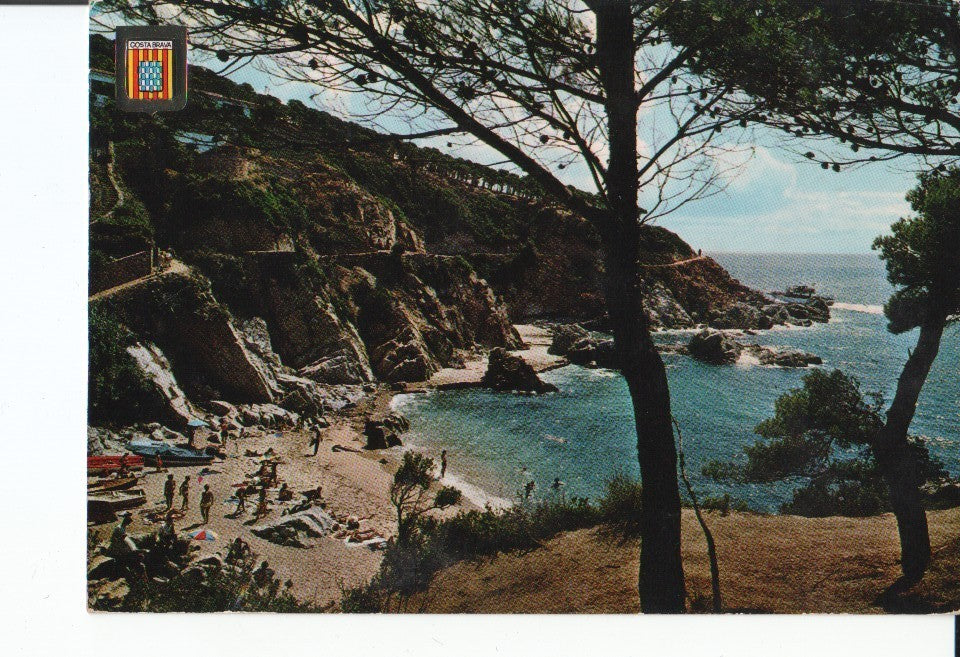 Postal 017001: COSTA BRAVA - Acantilados en la Costa Brava