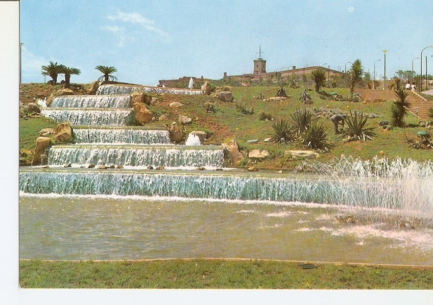 Postal 032219 : Barcelona. Fuente y Castillo de Montjuich
