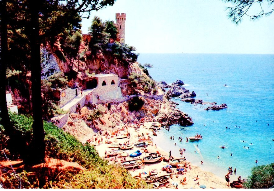 Postal 016614: LLORET DE MAR Costa Brava - Vista de LA CALETA