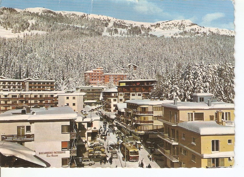 Postal 034648 : Crans s/Sierre. Le Centre de la Station et le Mont-Lachaux