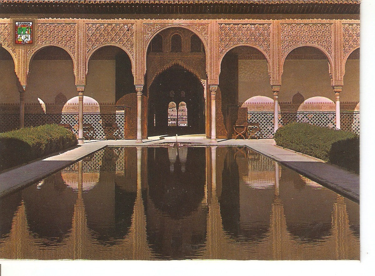 Postal 038598 : Granada. La Alhambra Patio de los Arrayanes. Entrada a la Torre de Comares