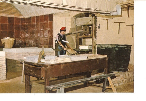 Postal 027996 : Capellades - Museu Nacional del Paper, lencolatge amb gelatina de cola animal