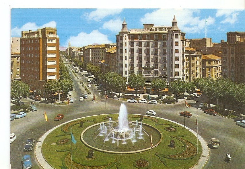 Postal 032839 : Pamplona. Avenida Generalisimo
