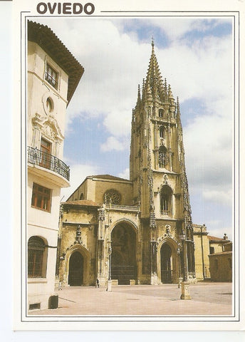 Postal 039272 : Oviedo. La Catedral