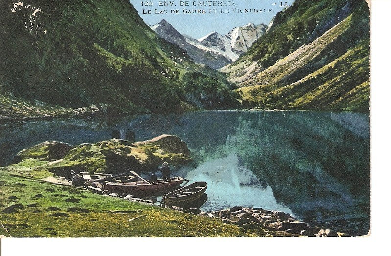 Postal 029049 : Env. De Cauterets, Le Lac de Gaube et le Vignemale, LL.