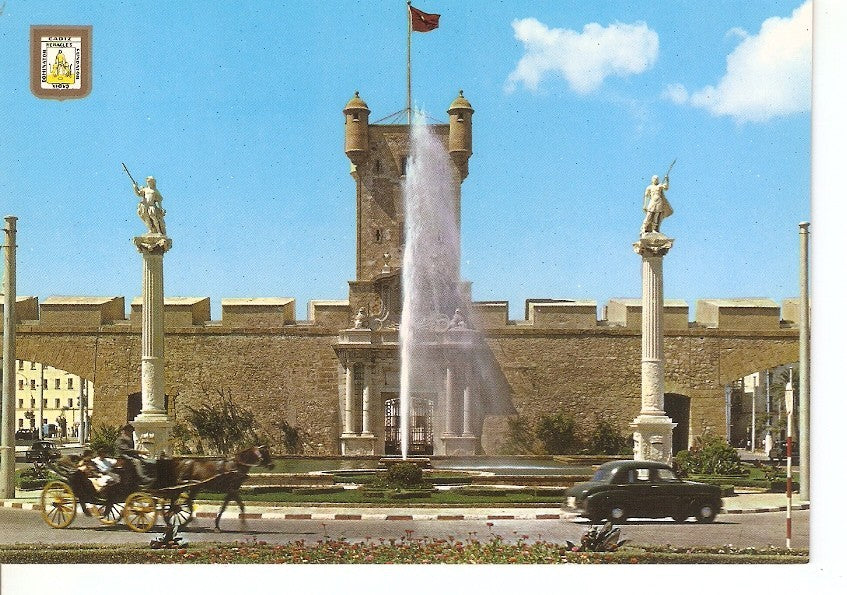Postal 035357 : Cadiz. Puerta de Tierra