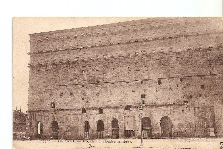 Postal 023152 : Orange  - Façade du Theatre Antique