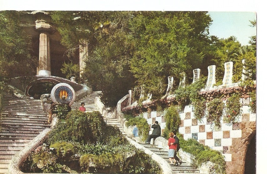 Postal 037215 : Barcelona. Parque Guell (Arquitecto Gaudi)