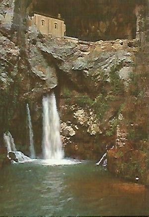 POSTAL 54899: COVADONGA Asturias. Gruta y cascada