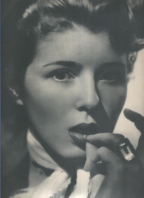 Poster Ficha de Delia Scala