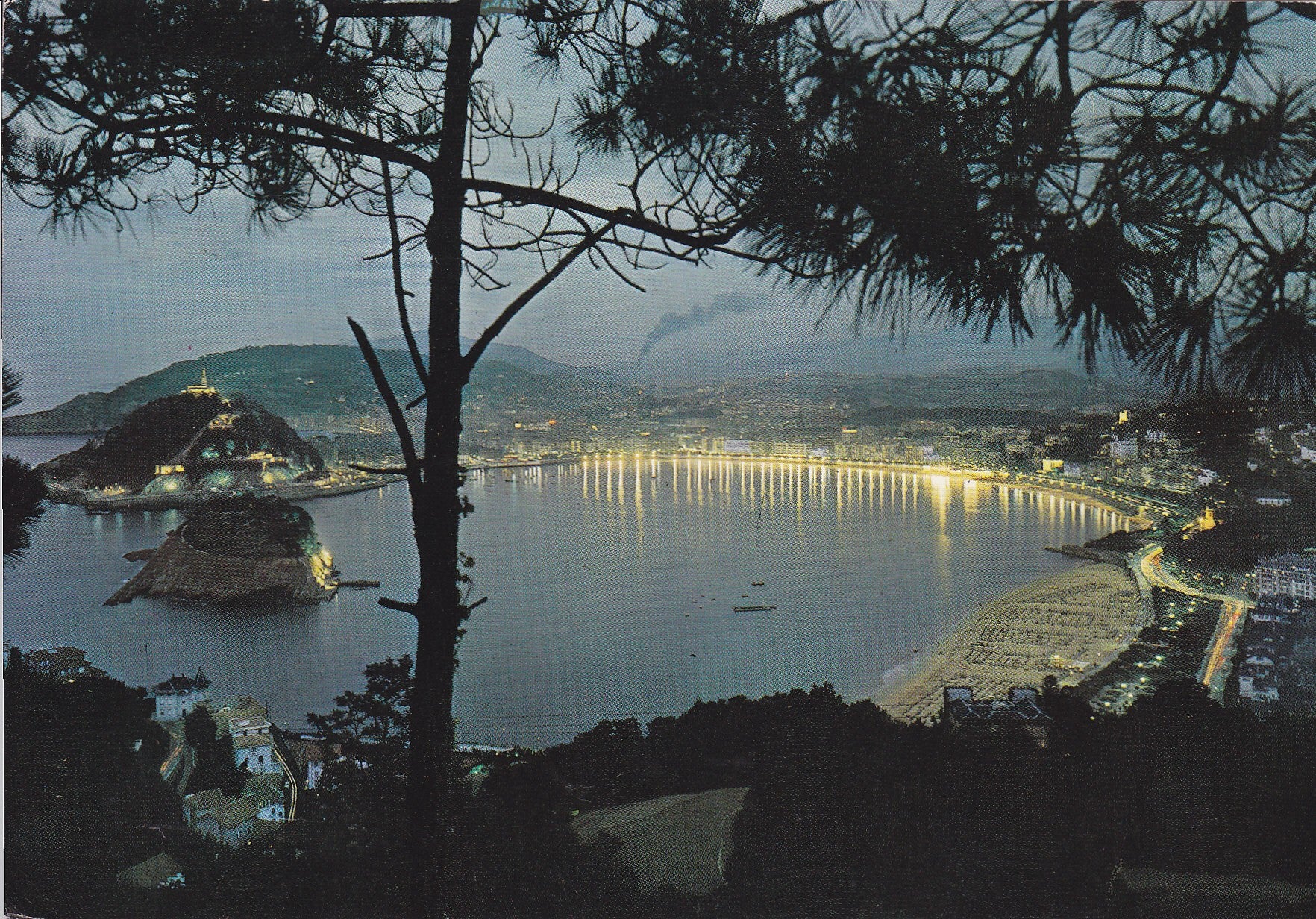 Postal 60737:  Vista general nocturna desde el Pinar (Igueldo San Sebastian)