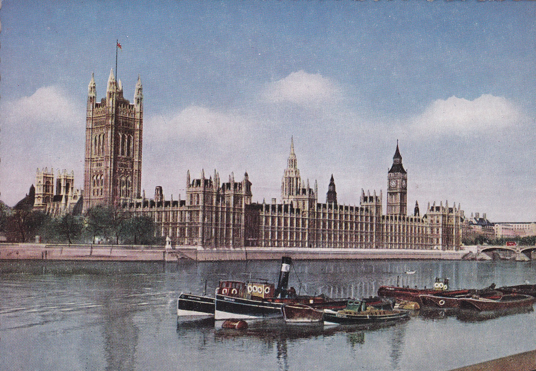 Postal 60784: Las casas del Parlamento desde el Tamesis (Londres)