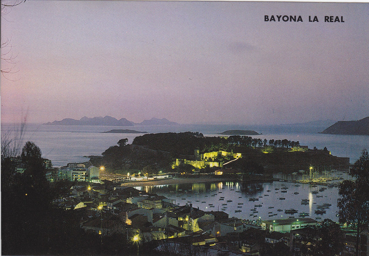 Postal 60792: Visita nocturna. Bayona la real (Pontevedra)