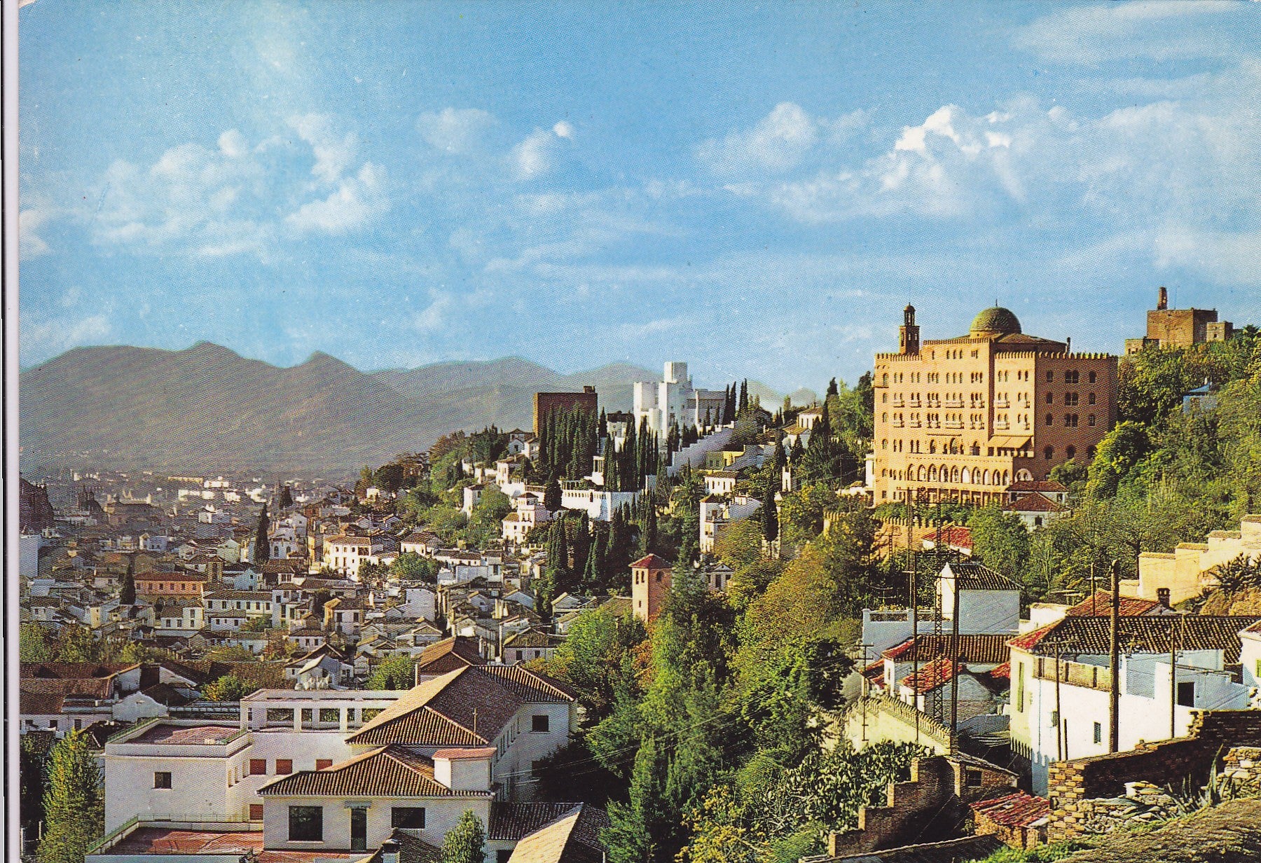 Postal 60824: Vista de La Alhambra y ciudad (Granada)