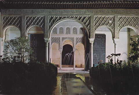 Postal 60975: Generalife iluminado (Granada)
