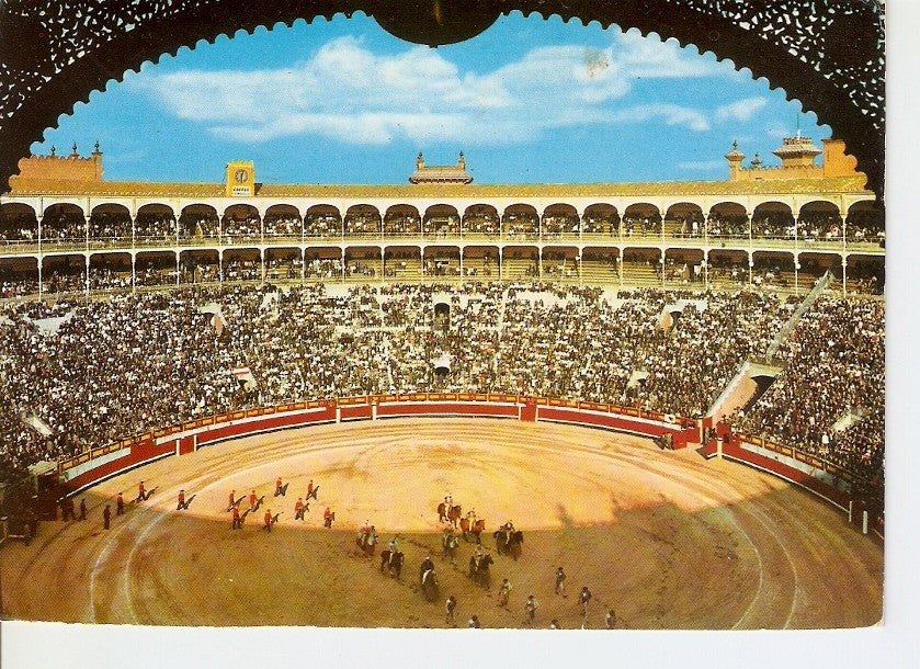 Postal 024719 : Plaza de Toros salida de la cruadrilla