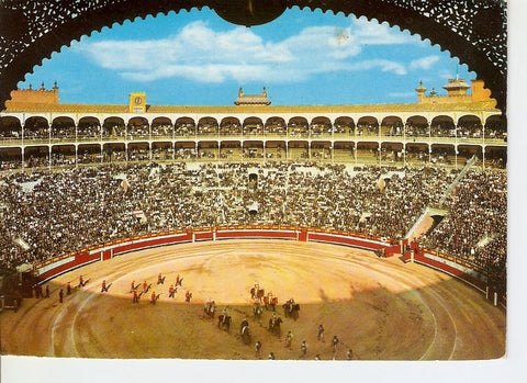 Postal 024719 : Plaza de Toros salida de la cruadrilla