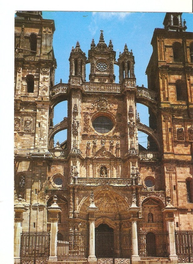 Postal 026058 : Fachada de la Catedral. Astorga