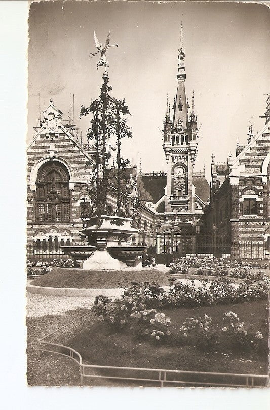 Postal 027943 : Fecamp, La Benedictine, Jardin et Fontaine Vincelli