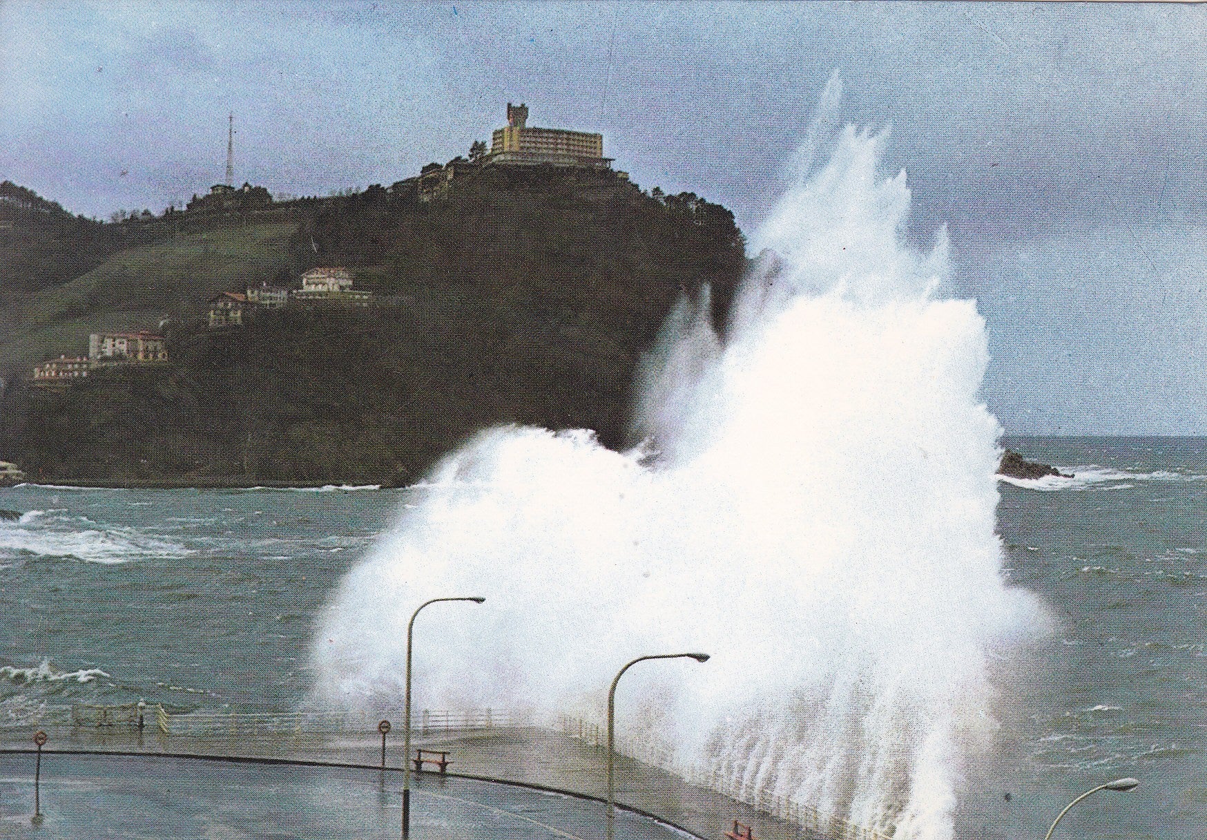 Postal 60855: Temporal (San Sebastian)