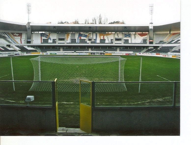 Foto Futbol 025425 : Estadio de futbol aleman ?