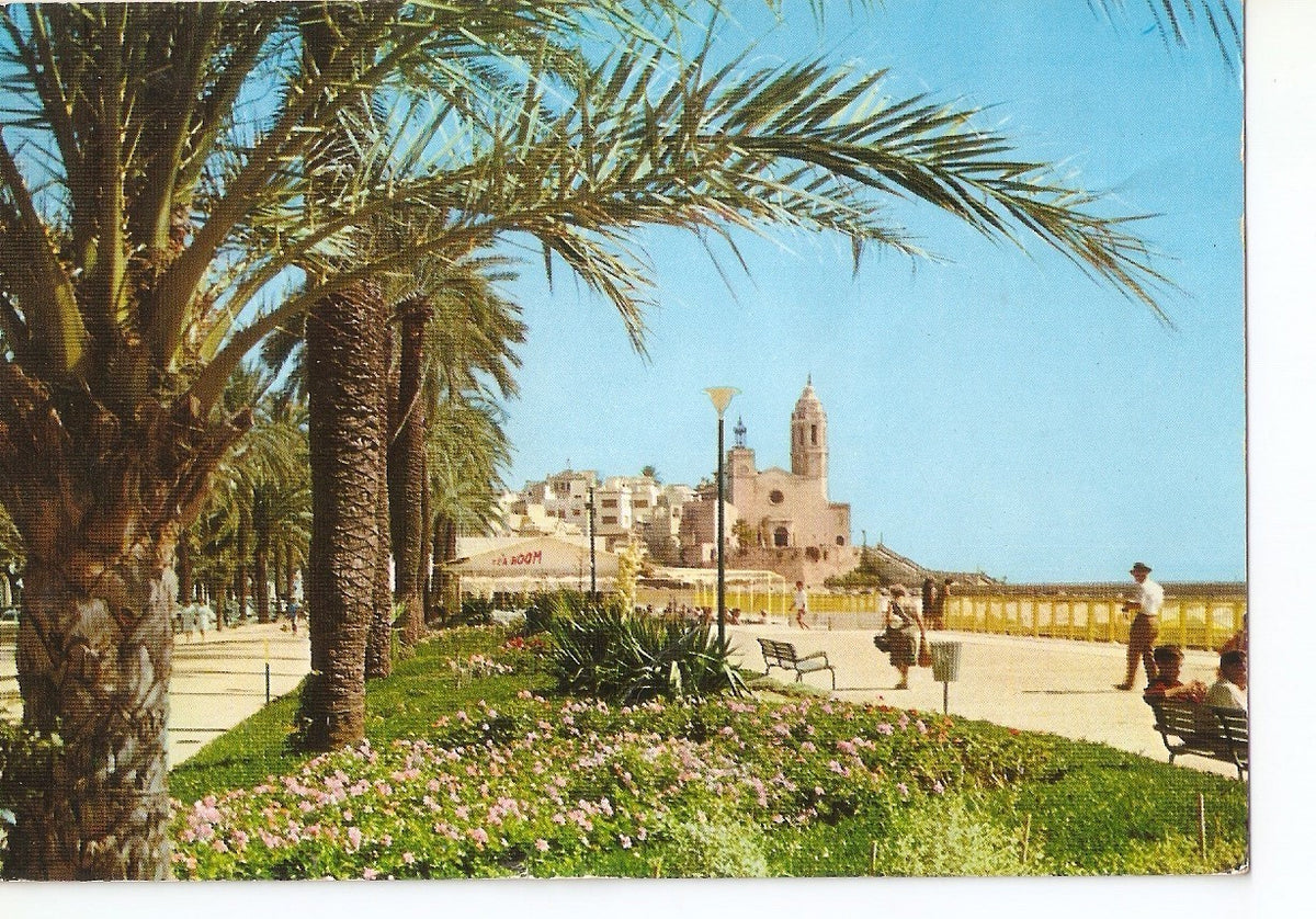 Postal 037755 : Sitges. Paseo y Jardines