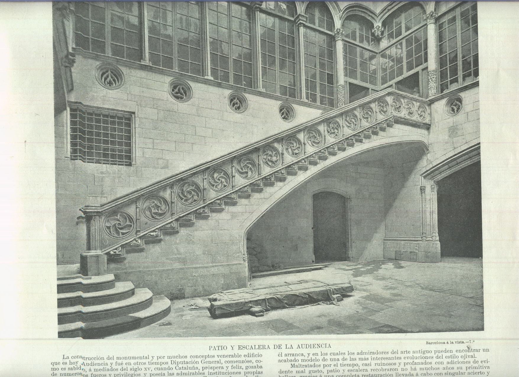 Lamina 113: Patio y escalera del Audiencia