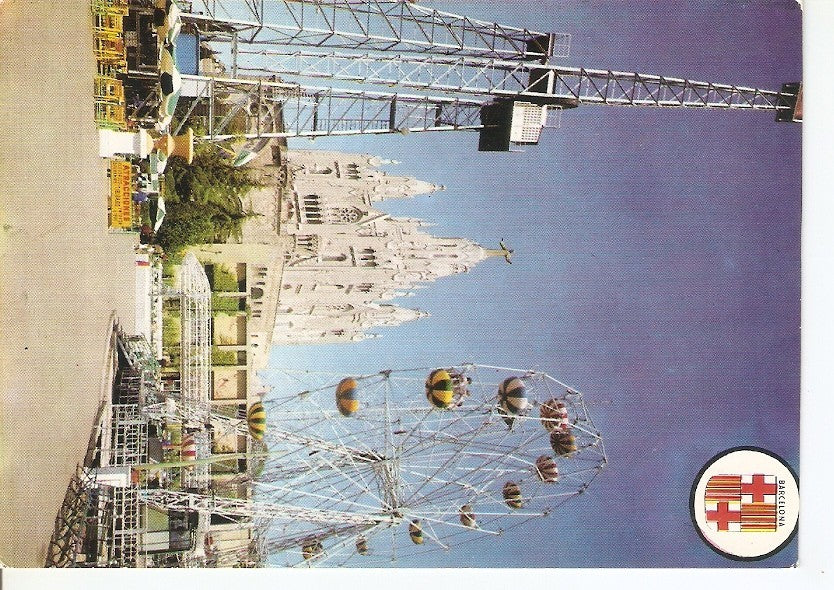 Postal 041813 : Barcelona. Tibidabo - Parque de atracciones. Al fondo Templo Expiatorio