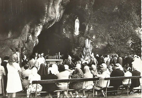 Postal 51173: LOURDES - Interior gruta