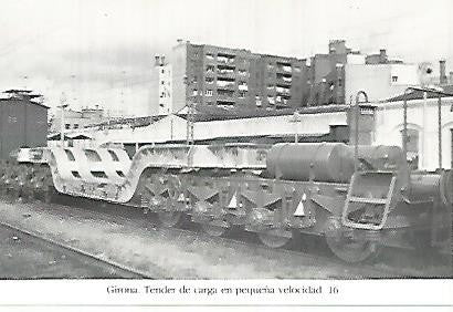 POSTAL 55215: Tender de carga en la zona de muelles. Girona
