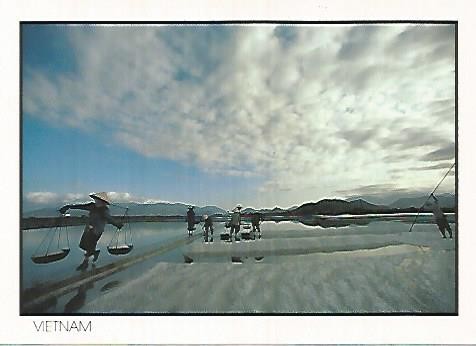 POSTAL 55325: VIETNAM. Salinas de Phan Rang