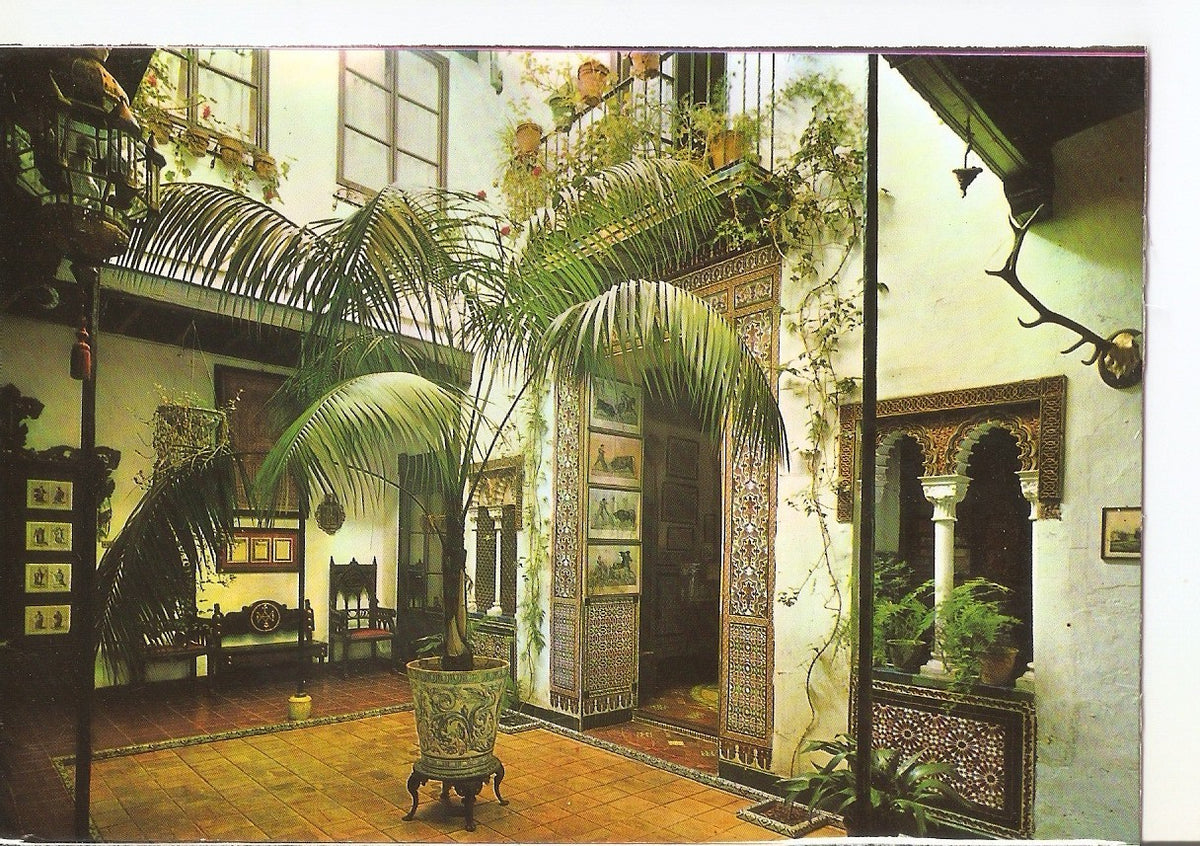 Postal 038033 : Sevilla. Patio señorial