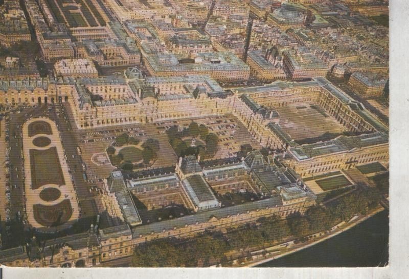 Postal 012747: Vista aerea del Palacio del Louvre en Paris