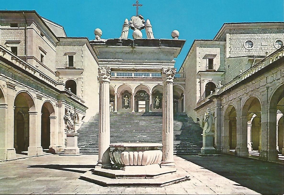 Postal 50287: ABADIA DE MONTECASSINO - Claustro Bramantesco