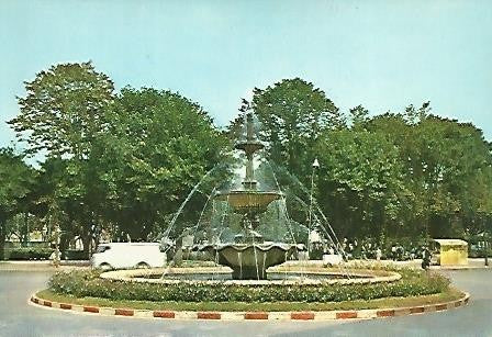POSTAL 55611: AVILES. Fuente luminosa