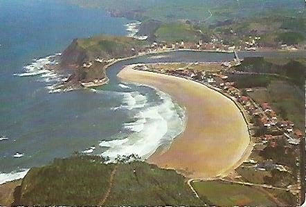 POSTAL 55613: RIBADESELLA. Vista aerea