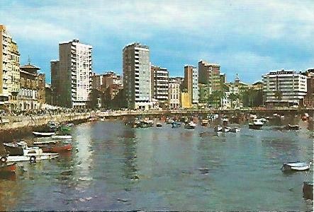 POSTAL 55686: GIJON. Muelle de Oriente