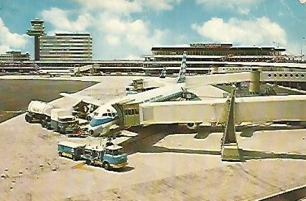 POSTAL 55793: AMSTERDAM. Aeropuerto