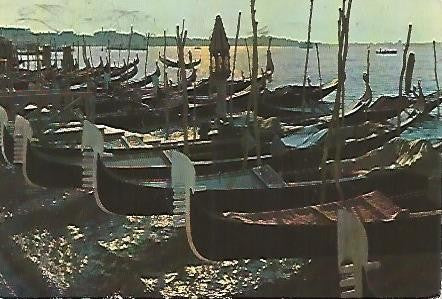 POSTAL 56086: VENECIA. Gondolas