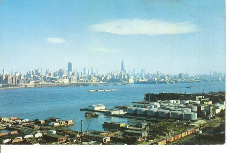 Postal 039572 : Looking beyond the commercial docks of New Jersey
