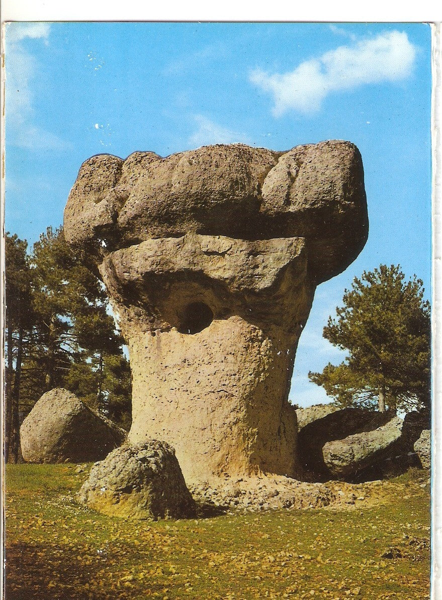 Postal 038681 : Cuenca. Ciudad Encantada. Setas en la Plaza Mayor