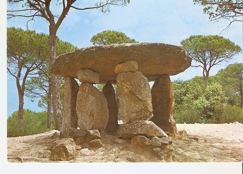 Postal 048100 : Vallgorguina. Dolmen