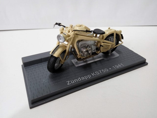 Moto Escala/Scale Diecast Motorcycle: ZUNDAPP KS750 (1941)