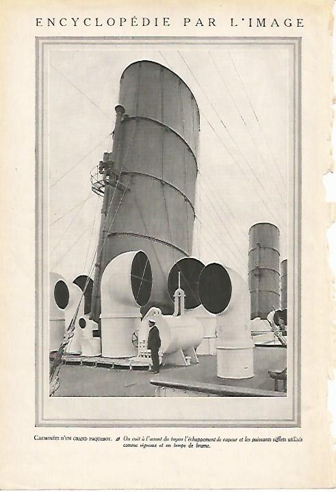 LAMINA 3890: CHIMENEAS DE UN GRAN BUQUE